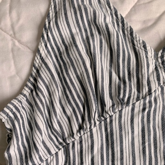 American Eagle Halter Top - Picture 4 of 5